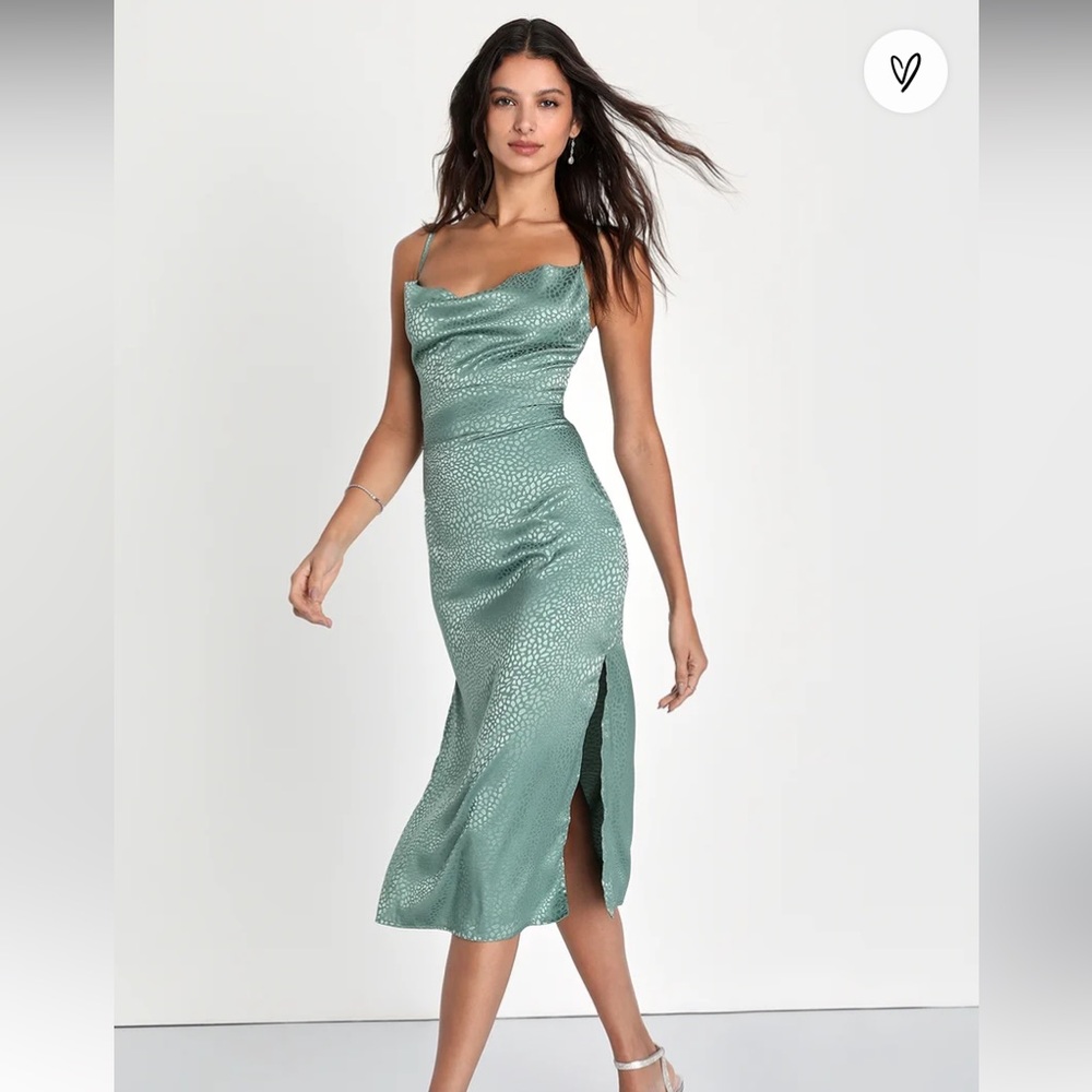 Lulu’s Total Stunner Sage Green Satin Jacquard Cowl Neck Midi dress size Large